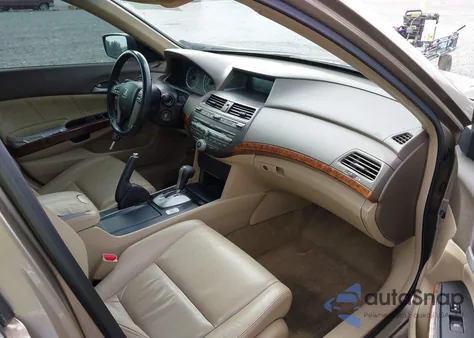 2009 Honda Accord 2.4 Ex-L from USA, damaged, VIN JHMCP26839C010971